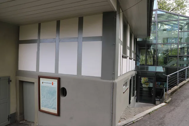 Die Bushaltestelle Konolfingen-Dorf