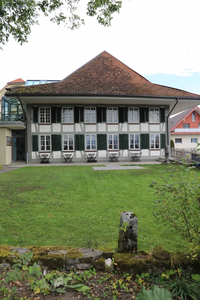 Die Gartenseite des Alten Bären